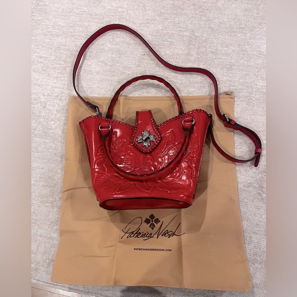Patricia Nash Ninetta Bag – Bright Red Elegant, Bold, & Timeless Art To Wear - Picture 5 of 8